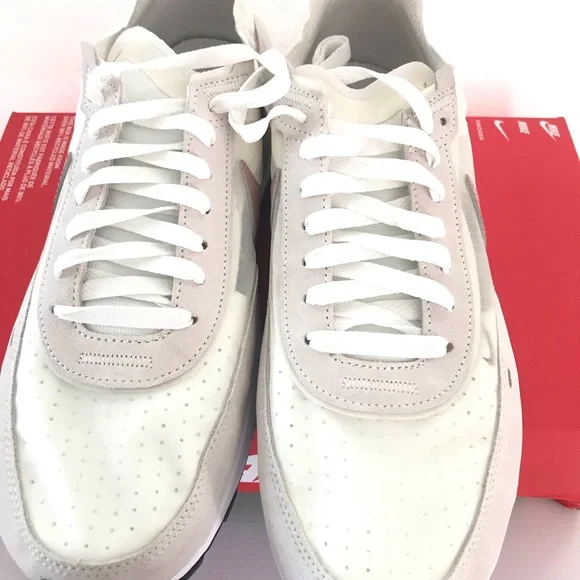 NWT Nike Women’s Waffle One Shoes Size: 11 - Picture 8 of 13